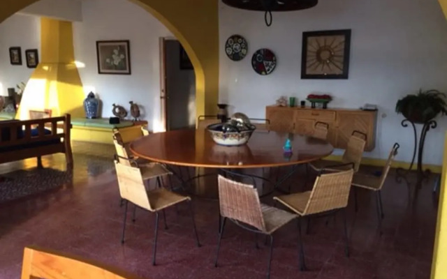 LA Casa MÁS Bonita DE Teques - 30 Personas