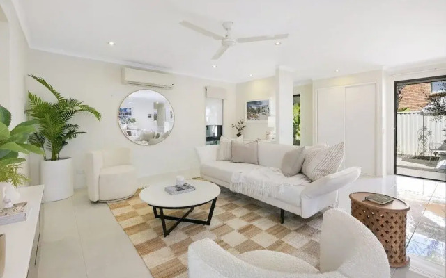 Riviera Road Miami - 4BRM Dual Villa