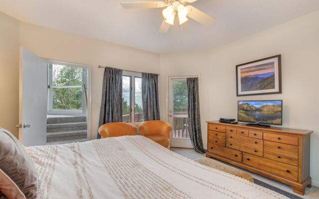 Birdsong by Jackson Mountain Rentals