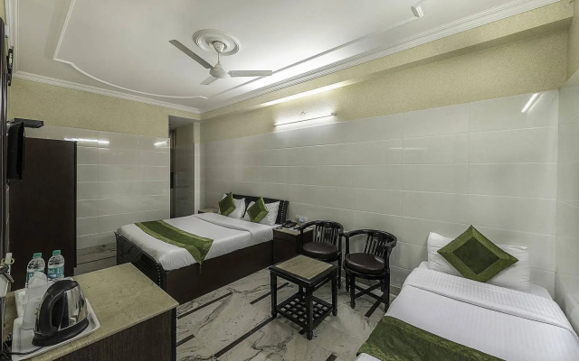 Treebo Trend Singh Sons Karol Bagh