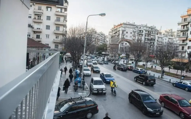 Petit 2 Thessaloniki