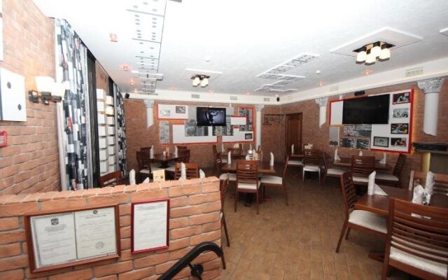 Невский двор