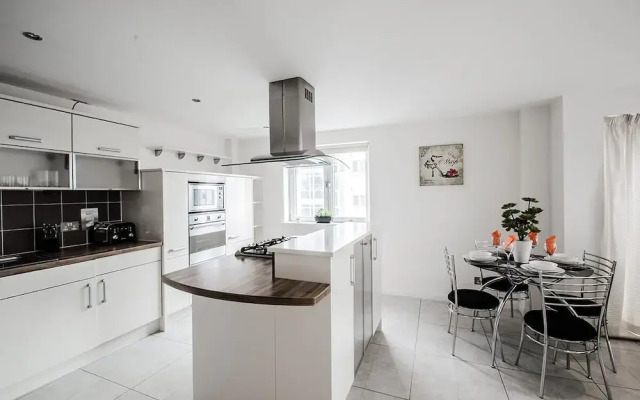 Orange Apartments-Kepplestone