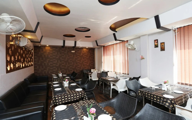 OYO 23385 The Prestige Hotel & Convention