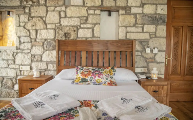 Stone Garden Tas Hotel