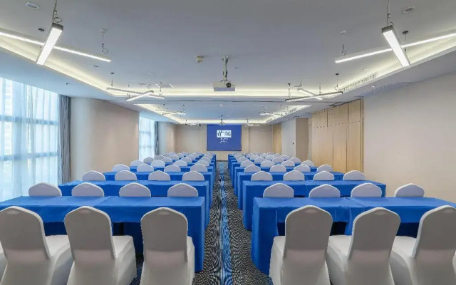 Holiday Inn Express Changsha Shifu by IHG