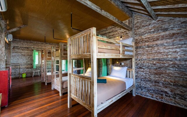 The Green Groves Hostel