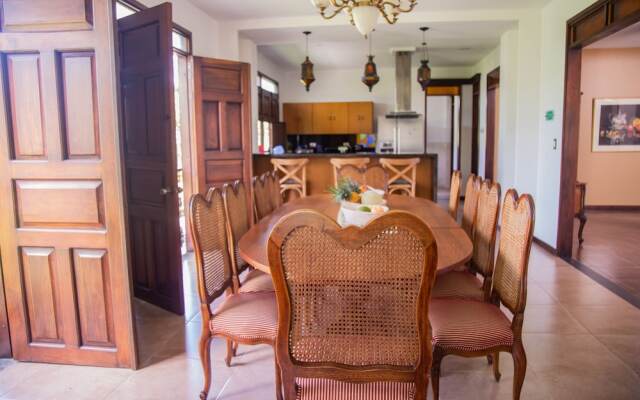 La Herencia Hotel