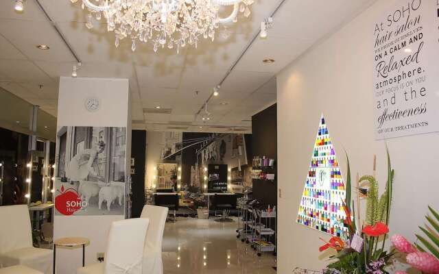 Ilikai Hotel & Luxury Suites