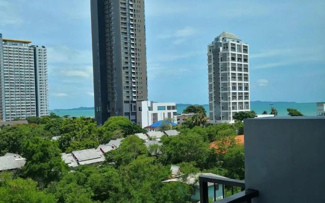 Trio Gems Condo Beach