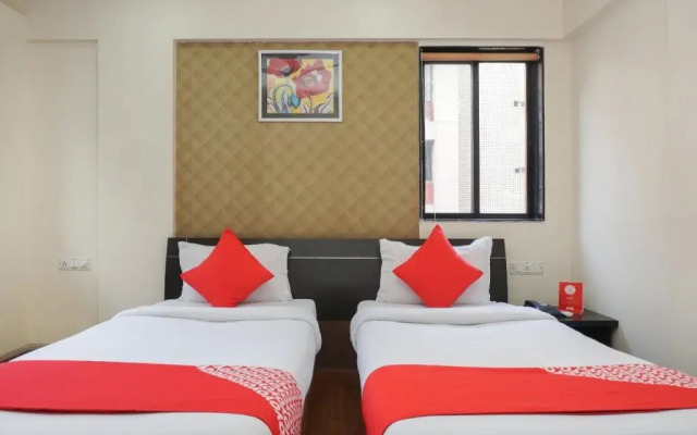 Hotel Silvver Crest By OYO Rooms