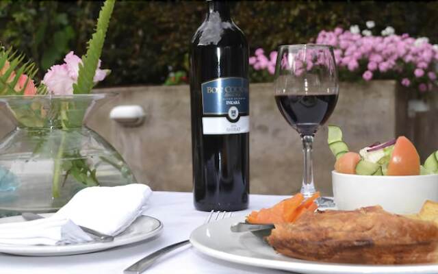 Old Mill Guest House & Restaurant