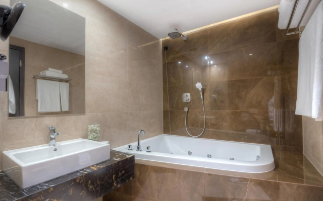 Emerald Hotel Pristina, Kosovo