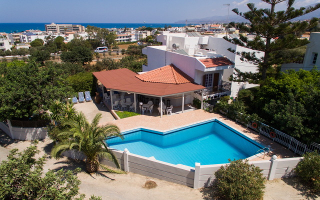 Remi Studios & Apartments