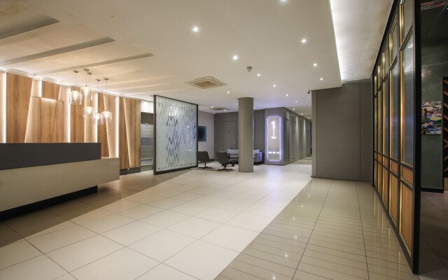 Sandton Smart Apartment Fifteen