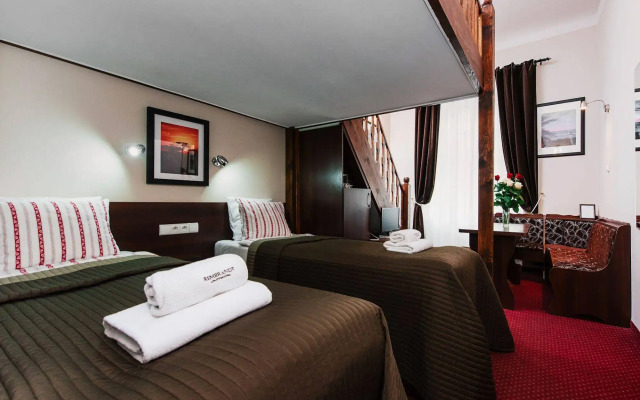 Rembrandt Aparthotel