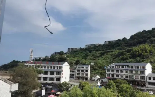 Chunyong Hotel