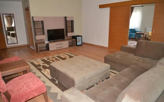 Hasan Celebi Otel