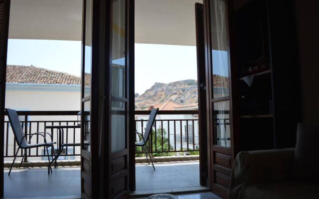 House with Kastro view
