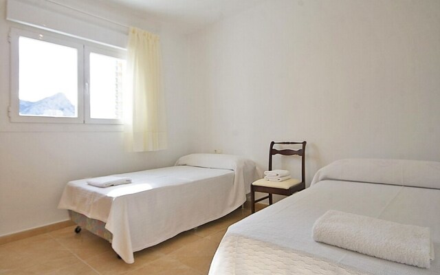 Villa - 7 Bedrooms with Pool and WiFi - 105006