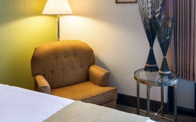 Quality Inn Shreveport Airport