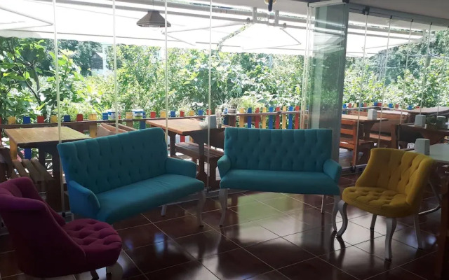 Adas Dag Evi & Restoran
