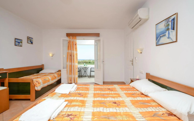 Agnanti Hotel