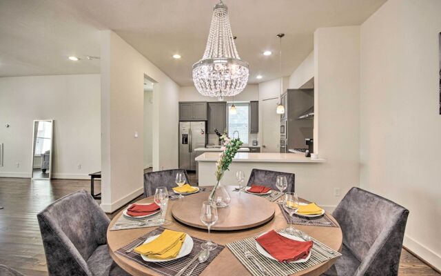 3-story Home Near Museums, Nightlife & Downtown!