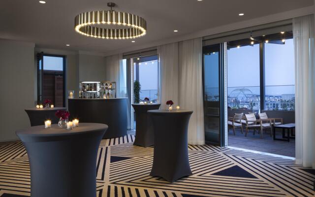 Kimpton Journeyman Hotel by IHG