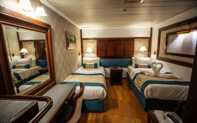 Champollion II Nile Cruise