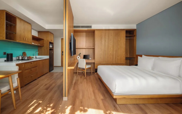 Vernal hotel & Apartment office