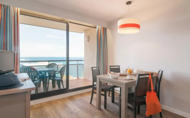 Apartment in Collioure With Sea View