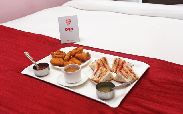 Capital O 6077 Hotel Ashraya