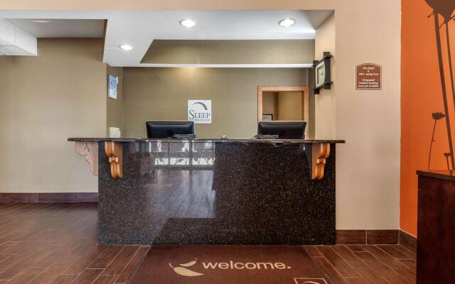 Sleep Inn & Suites Hays I-70