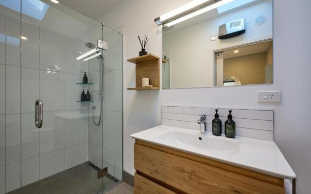 Shearwater Apartments