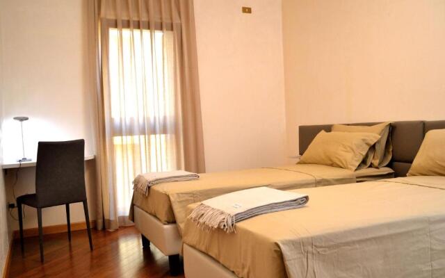 Portico Oscuro Deluxe Apartment - centro città