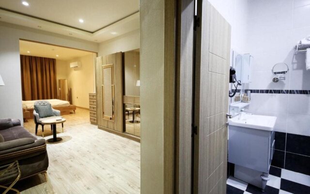Yarmouk International Hotel