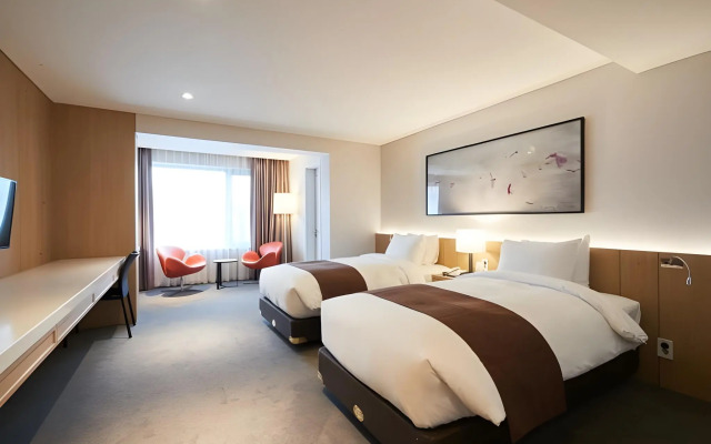 Eden Paradise Hotel