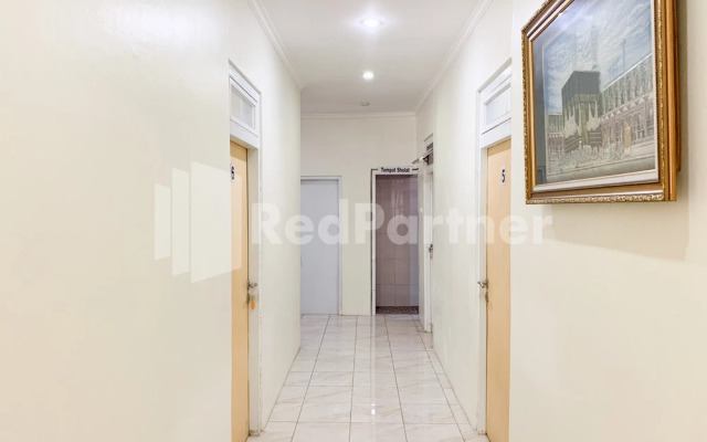 Oma Uti Syariah RedPartner near Stasiun Lempuyangan