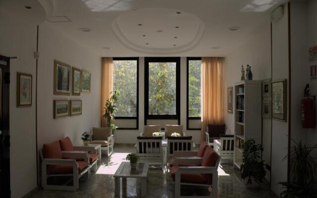 Little Hotel