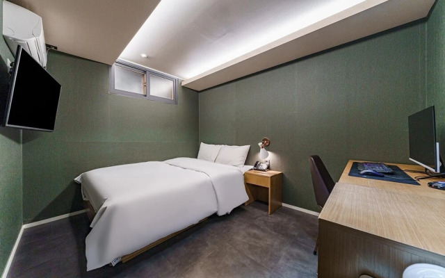 Sinchon Number 25 Sinchon Branch
