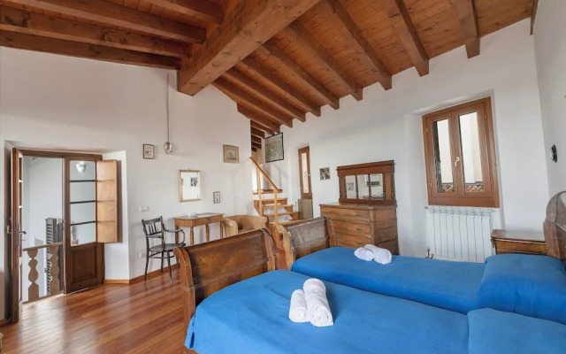 Teseo House - Lake View