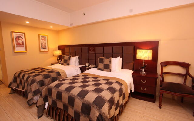 Chengdu Longhu Haibin Hotel