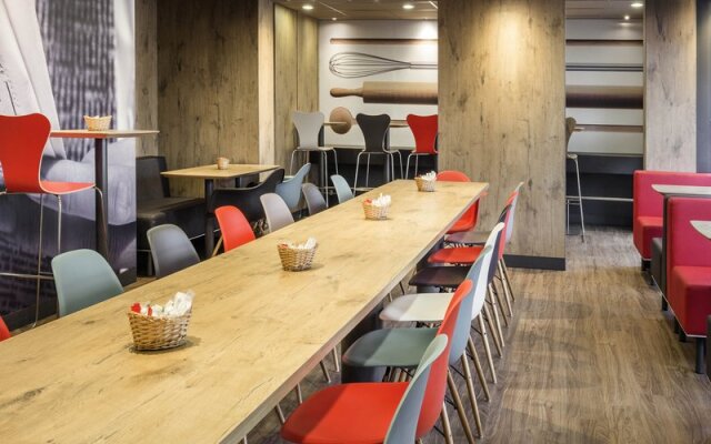 B&B HOTEL Paris Versailles Le Chesnay