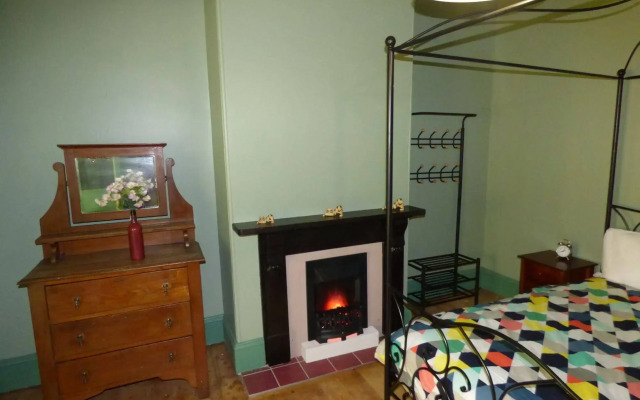 Tenterfield Lodge and Caravan Park