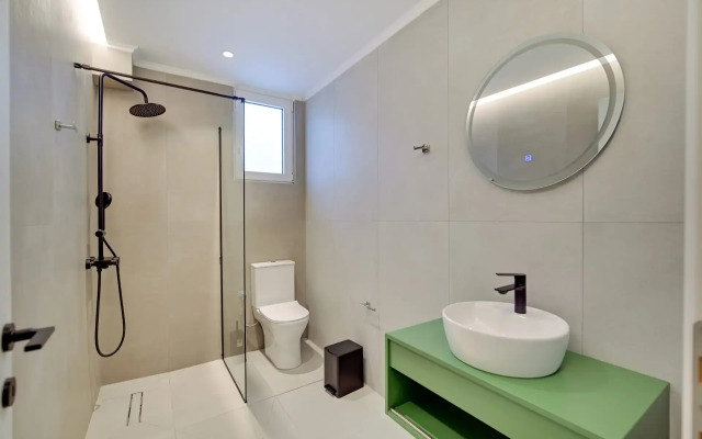 Nomads Lux Studios & Business Center