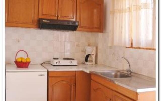 Okeanis Apartments