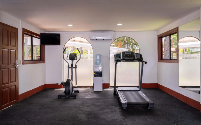 Best Western Las Mercedes Airport