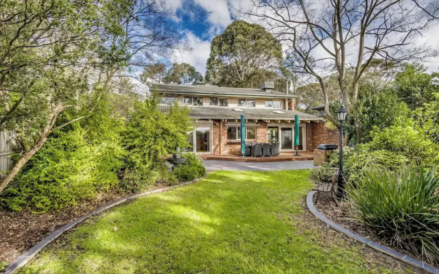 StayAU Stunning Villa near Wildlife Park