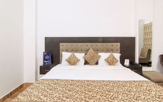 OYO 6780 Hotel Shiva Grand